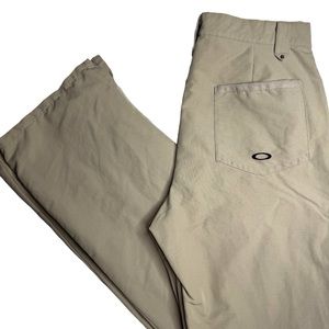 Men’s Oakley Chino Stretch Pant Golf Gorpcore Hiking Everyday Travel Size 32